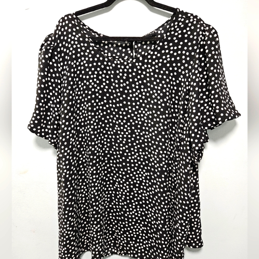 Poka dot Black and white bell sleeve plus size shirt.